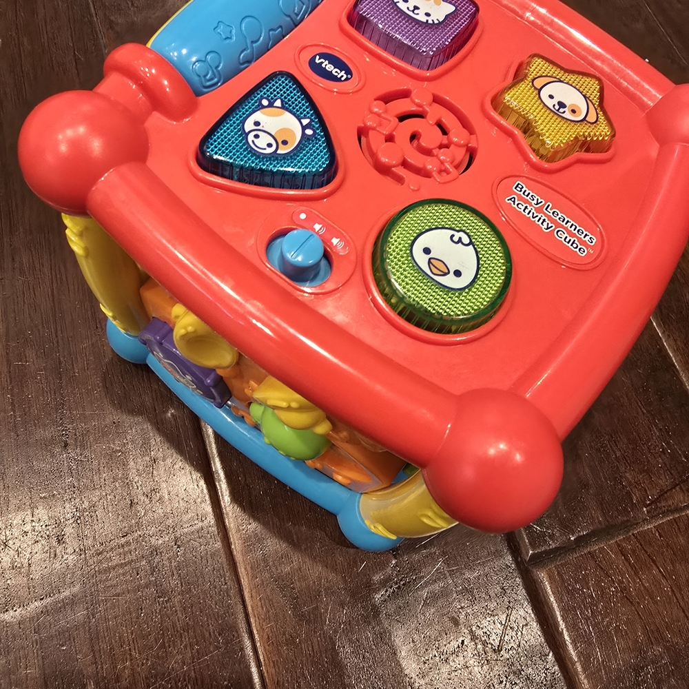 VTech Interactive Learning Cube for Kids
